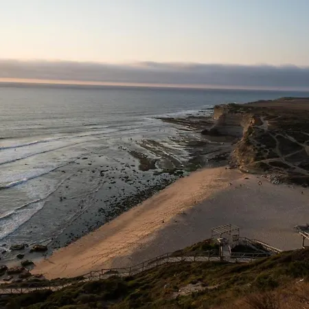 Beach House Ericeira - Big Apartamento