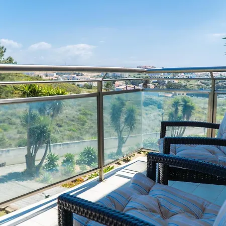 Beach House Ericeira - Big Apartamento